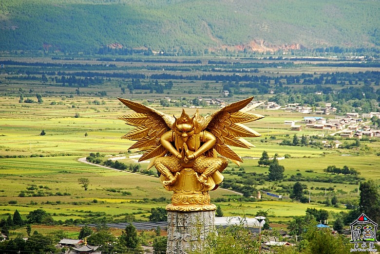 世界記憶遺產東巴古籍文獻紀念碑